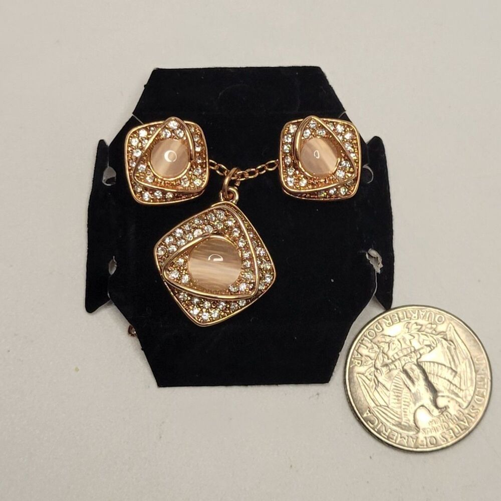 New! Jewelry Set - Picture 6 of 8